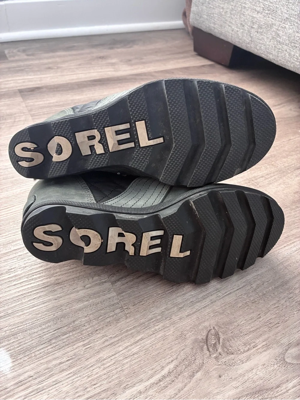 Sorel Lexi wedge boots green